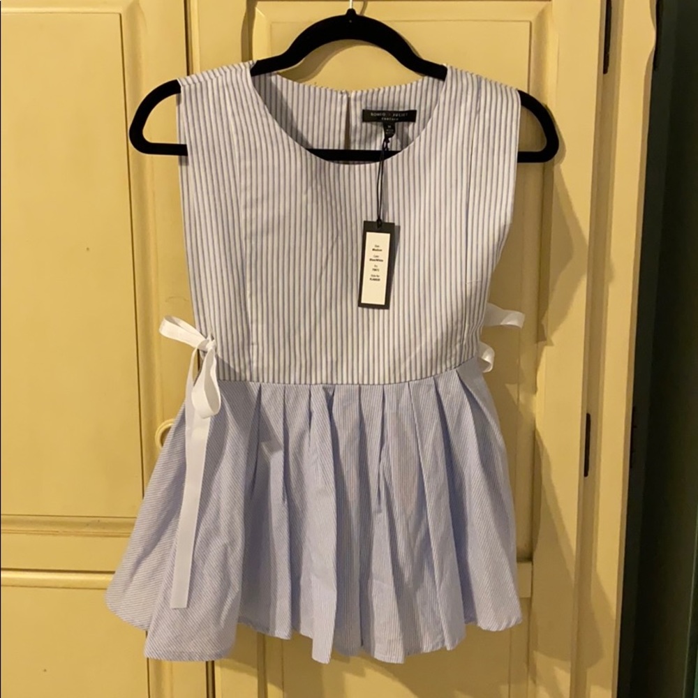 Romeo & Juliet Couture blouse